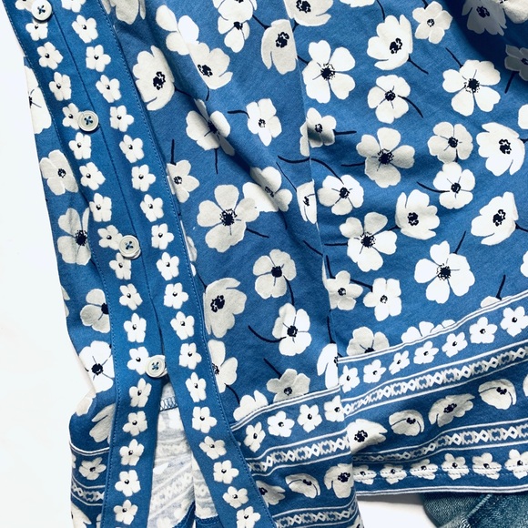 πHP!ππ4 for $20 J.Jill floral top - Picture 4 of 8